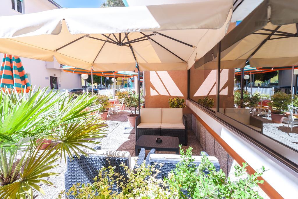 Hotel Paola Garden - Nuova Gestione Bellariva Di Rimini Екстер'єр фото