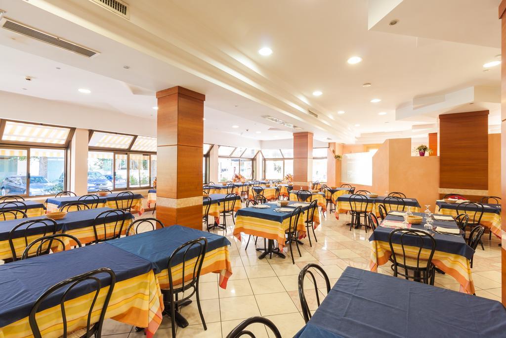 Hotel Paola Garden - Nuova Gestione Bellariva Di Rimini Екстер'єр фото