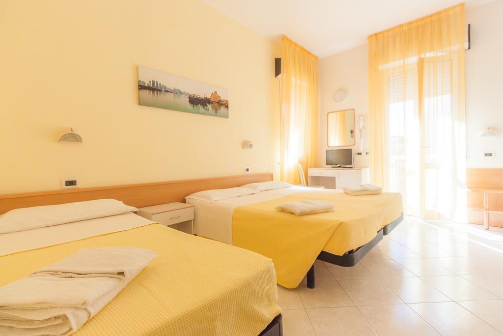 Hotel Paola Garden Bellariva Di Rimini Екстер'єр фото